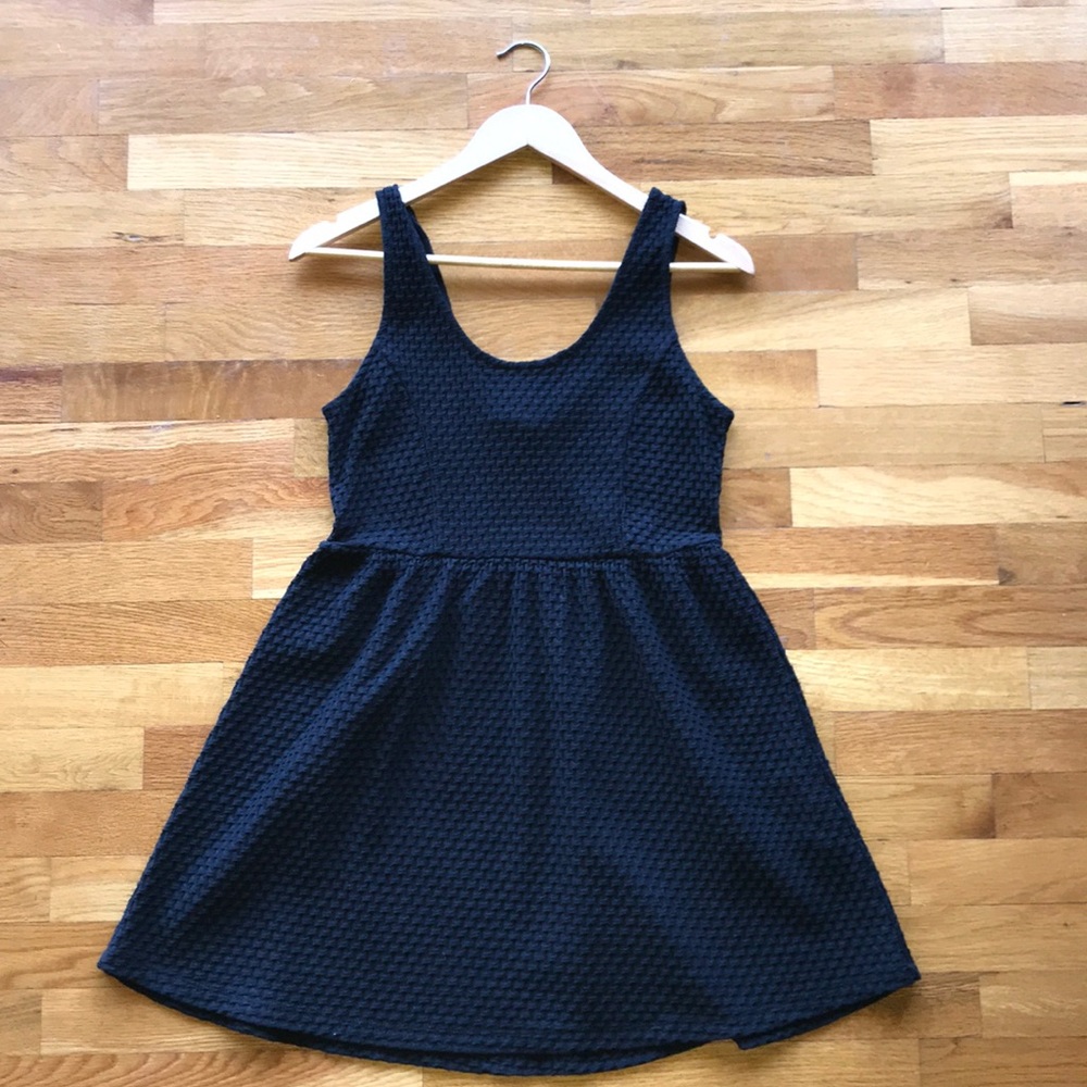 Forever 21 Black Mini Dress Women’s Large